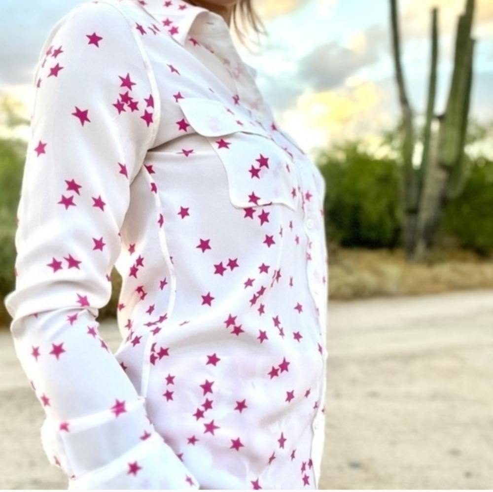 EQUIPMENT Slim Signature Silk Star Print Shirt White/Pink Size Small - Picture 3 of 13